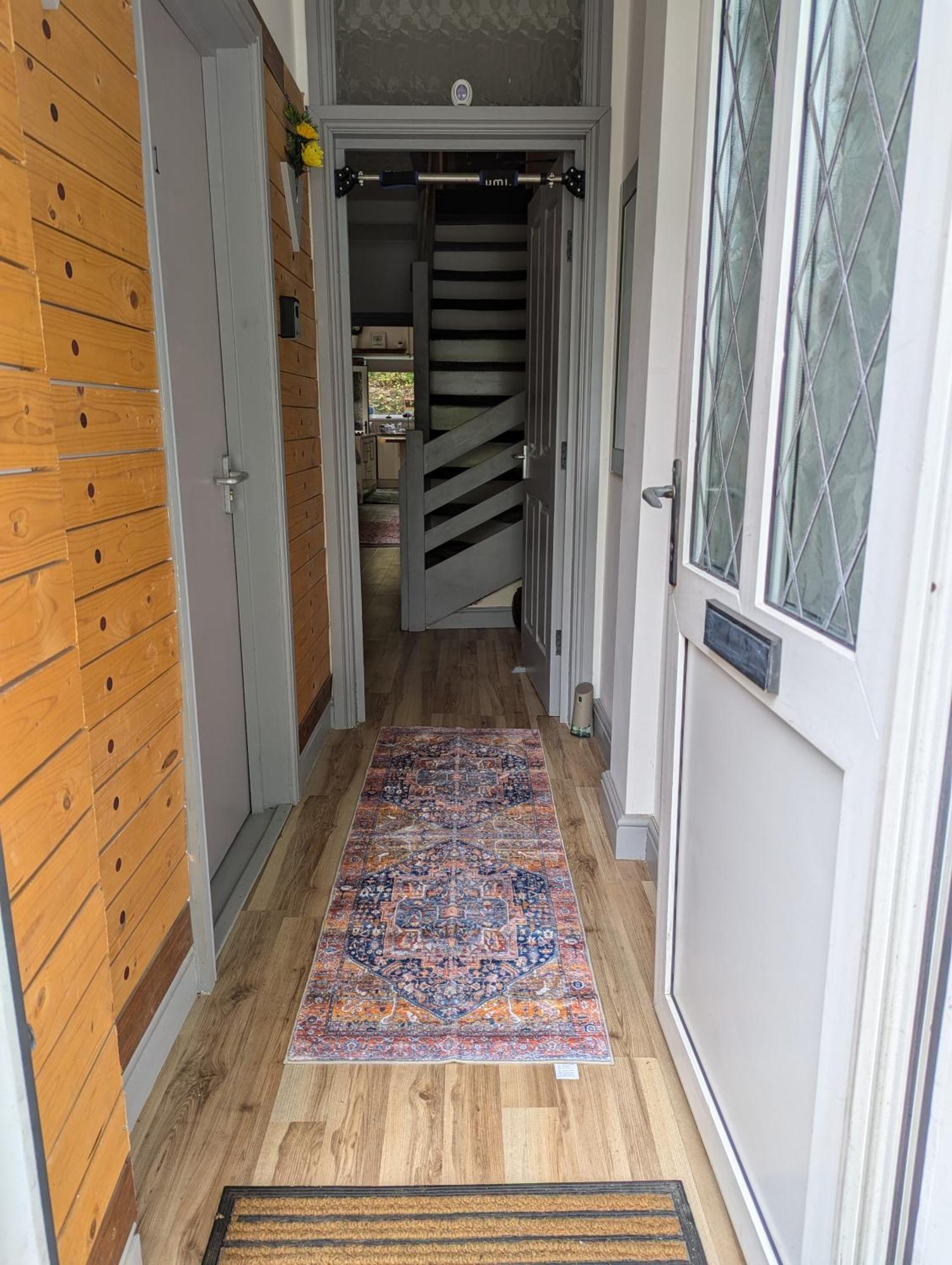 R3 - Cozy Small Double - City & Beach Access, Wifi, Free Parking - Self Catering Swansea Esterno foto